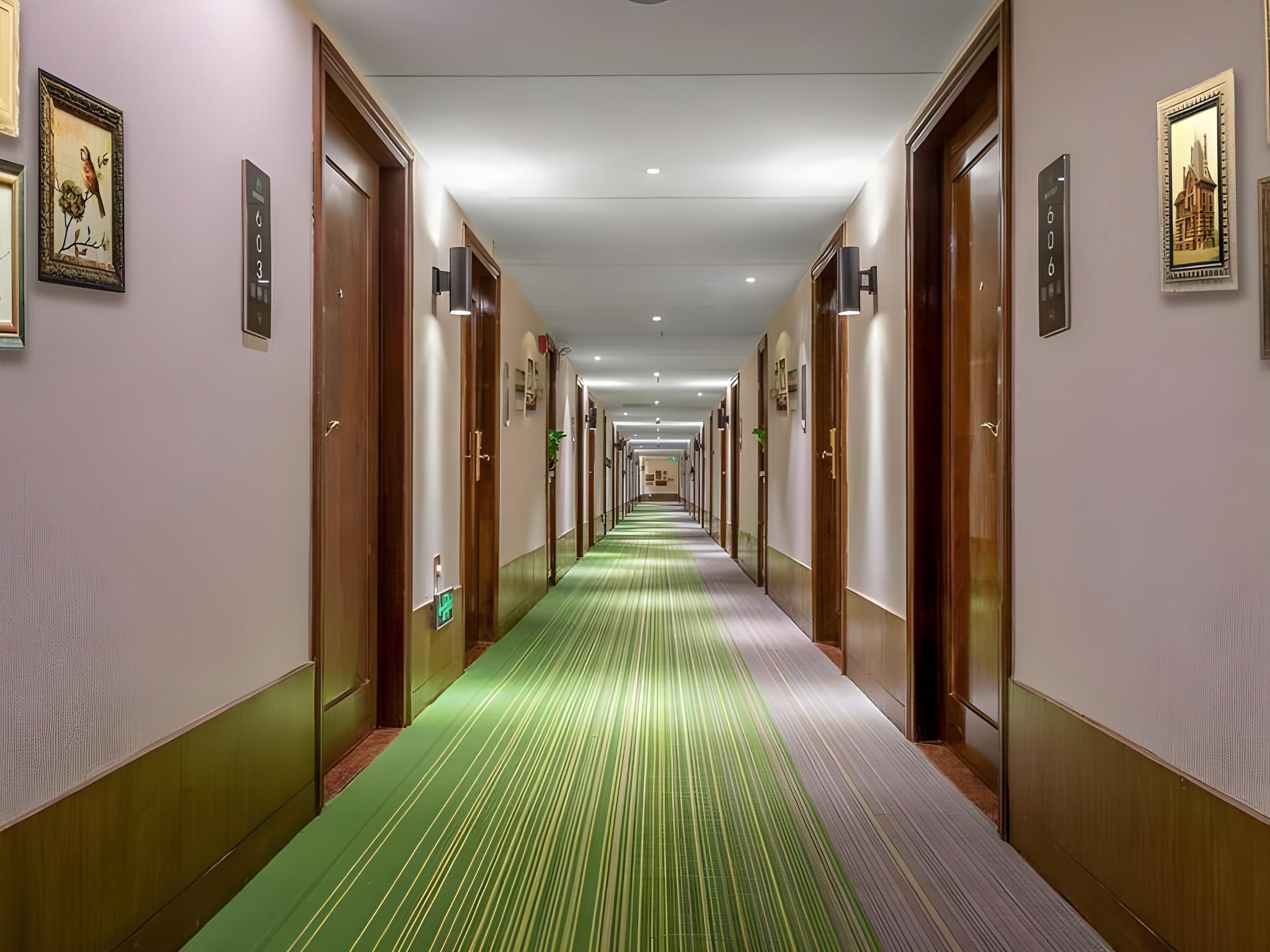 Campanile Hotel Restaurant (Zhuhai Yinhua Road) 29/52