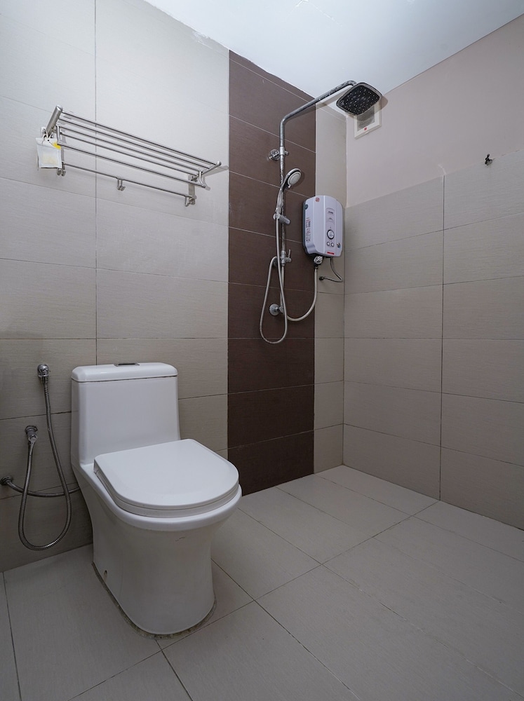 New Bangi Gateway Hotel 41/43