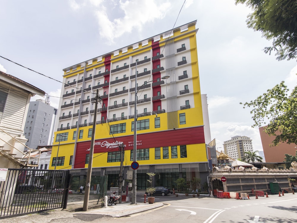 Hotel Signature International at Pudu 1/35