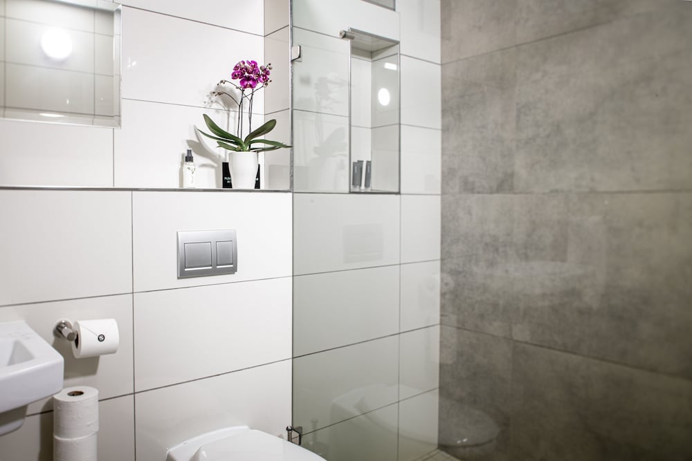 Villa San Giovanni Accommodation 49/50