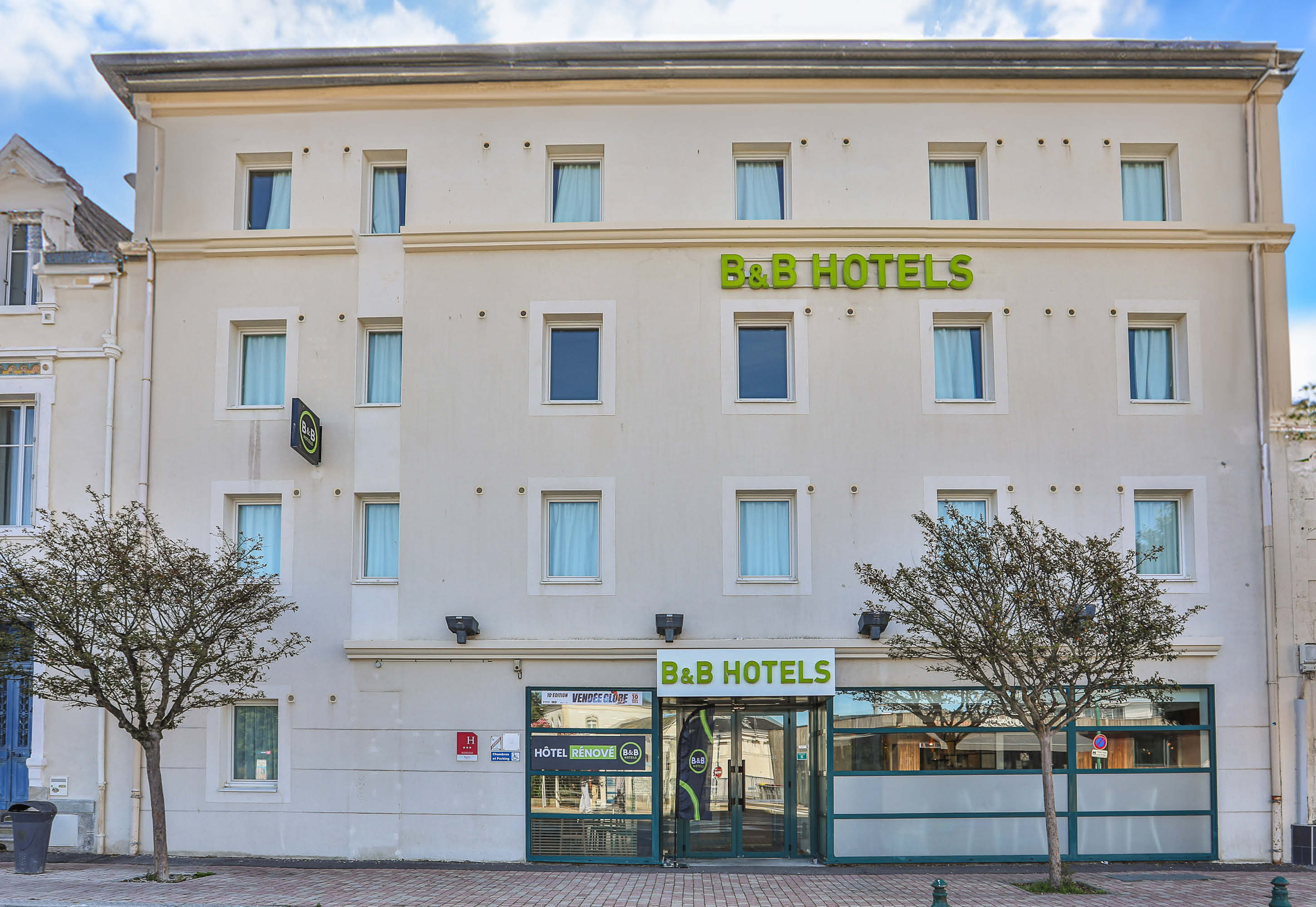 B&B Hotel Les Sables d Olonne Centre Gare in LES SABLES DOLONNE
