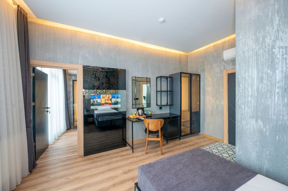 Continental Airport Hotel 39/49
