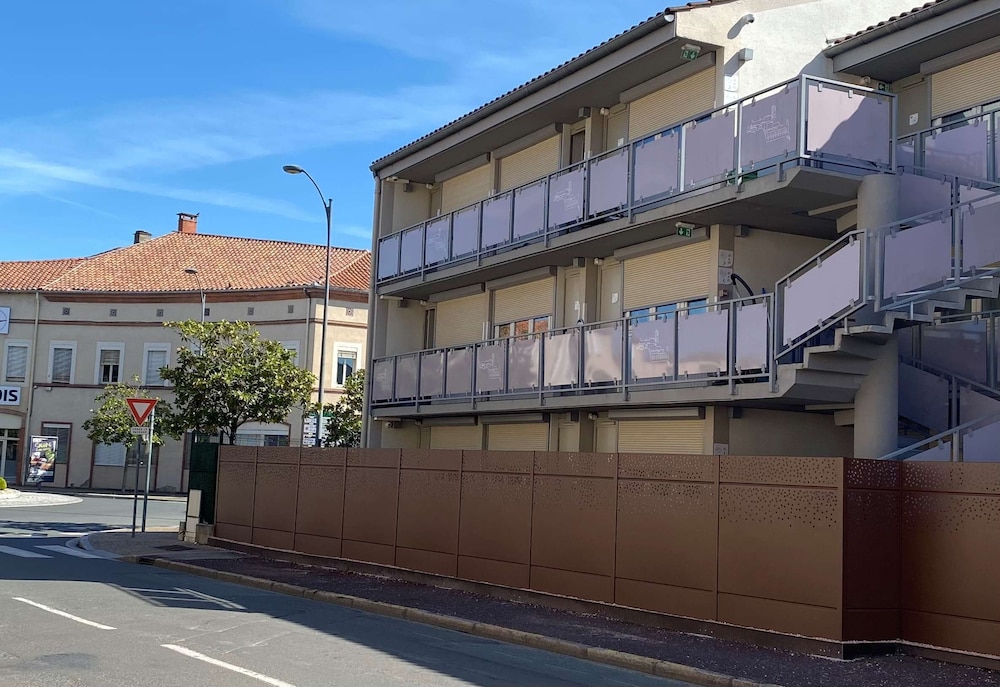 CAMPANILE ALBI CENTRE 38/46