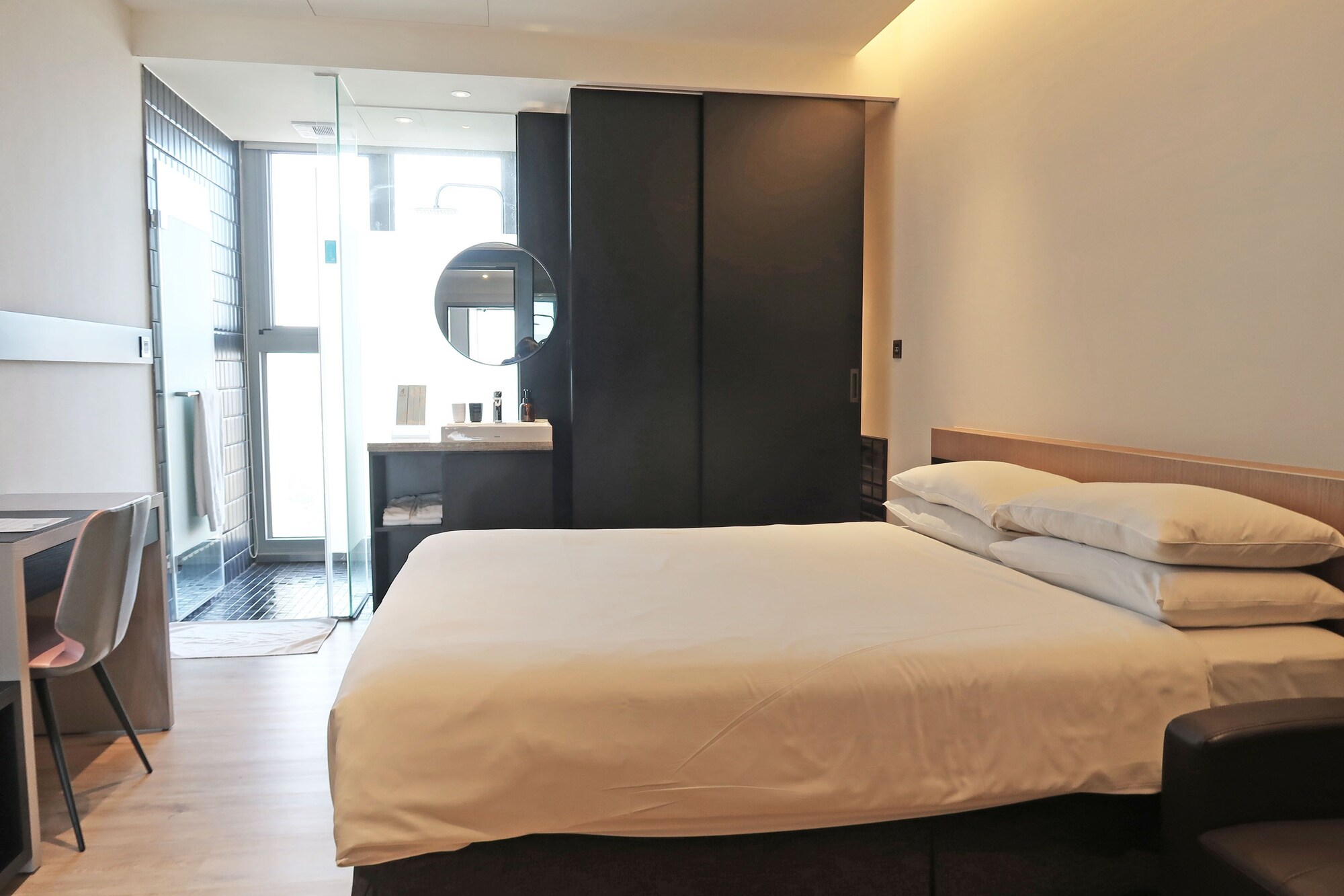 غرفة قياسية بسرير مزدوج، Royal Roi Hotel 3/4