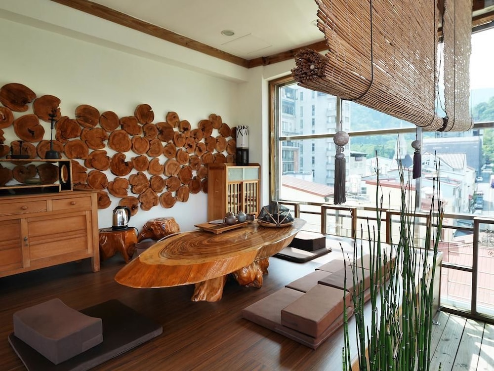 Cherng Yuan Hotel 32/51