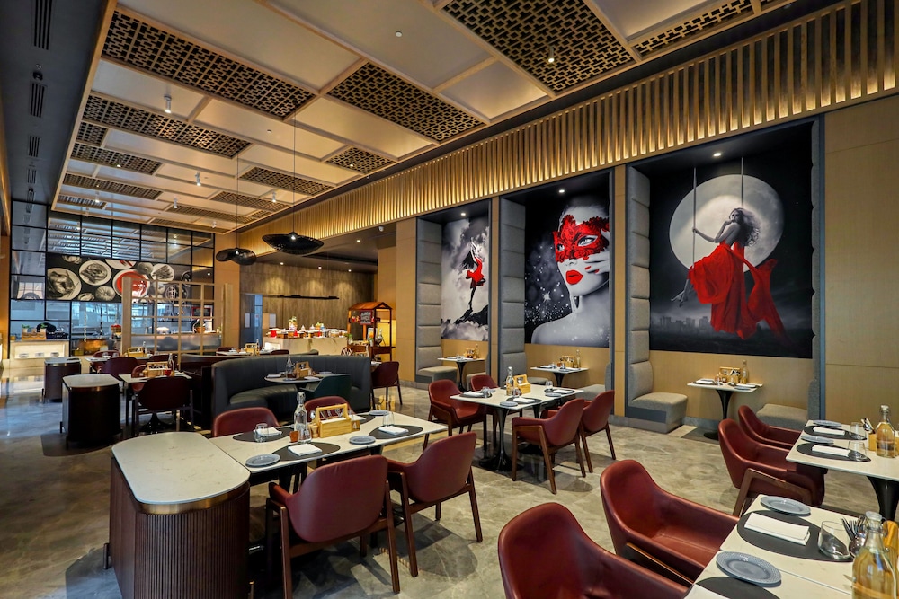Radisson RED Chandigarh Mohali 50/75