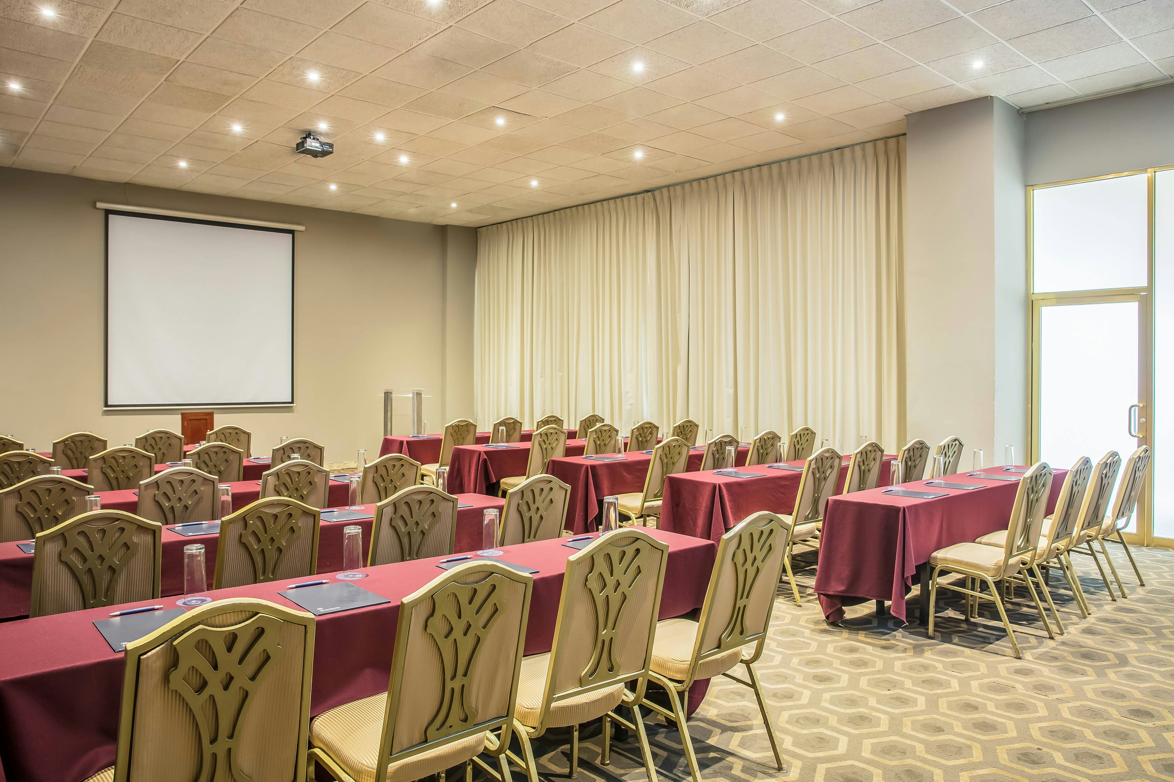 Sheraton Chihuahua Soberano 30/40
