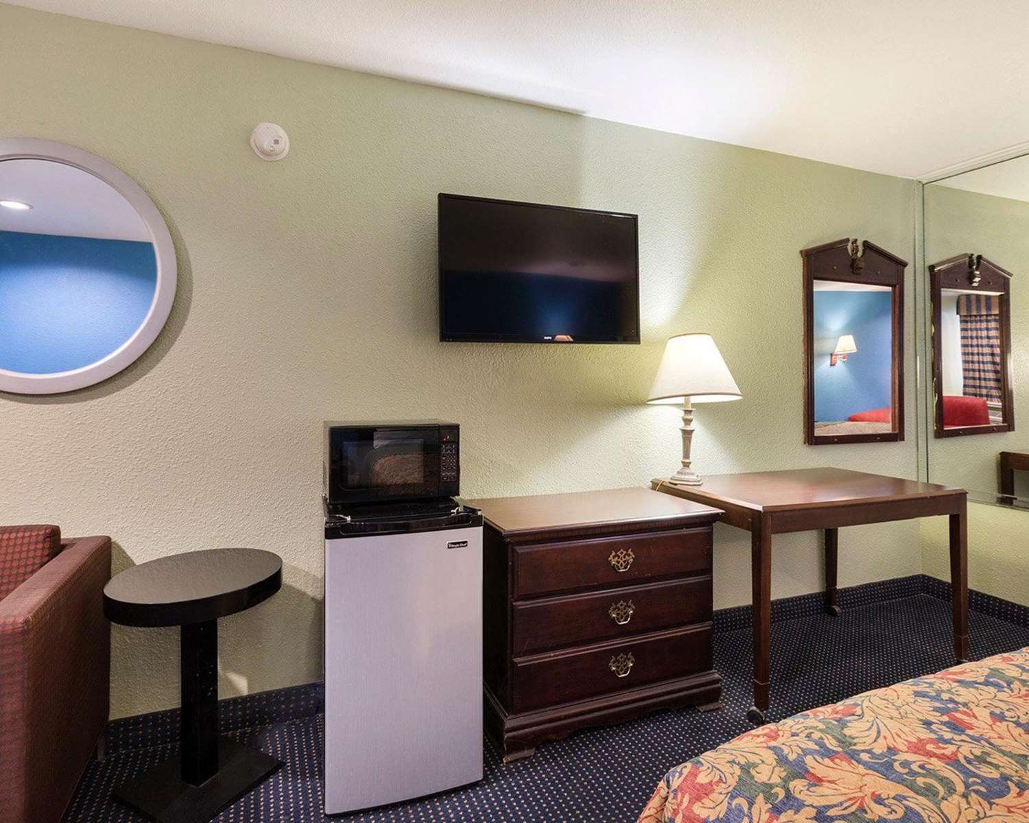 Rodeway Inn South Houston, TX 31/31