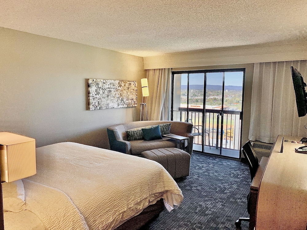 Courtyard By Marriott Harrisonburg 25/41