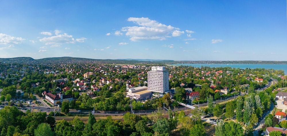 Hunguest Hotel Bal Resort 74/76