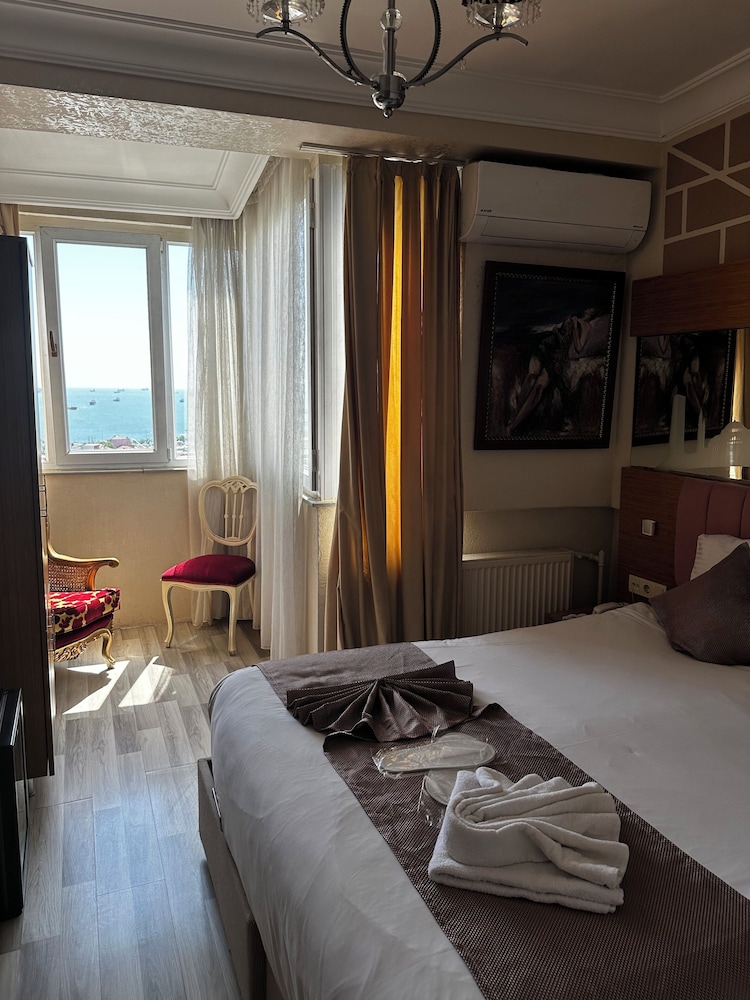 Divas Silver Hotel 31/71