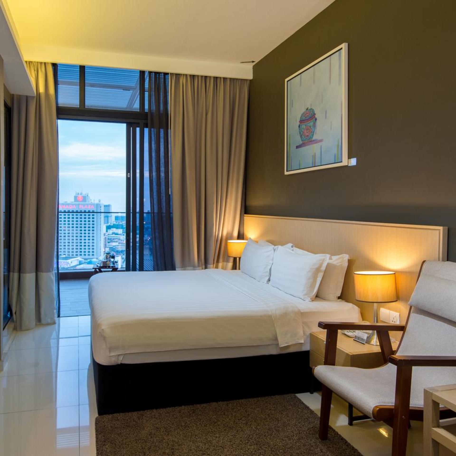 Heritage, Executive, King Bed, with View, Balcony, Bathtub