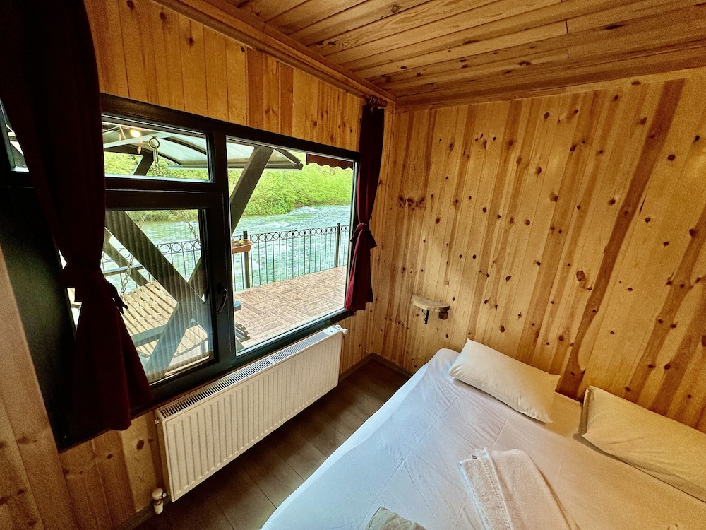 Tuva Villa's 7/50