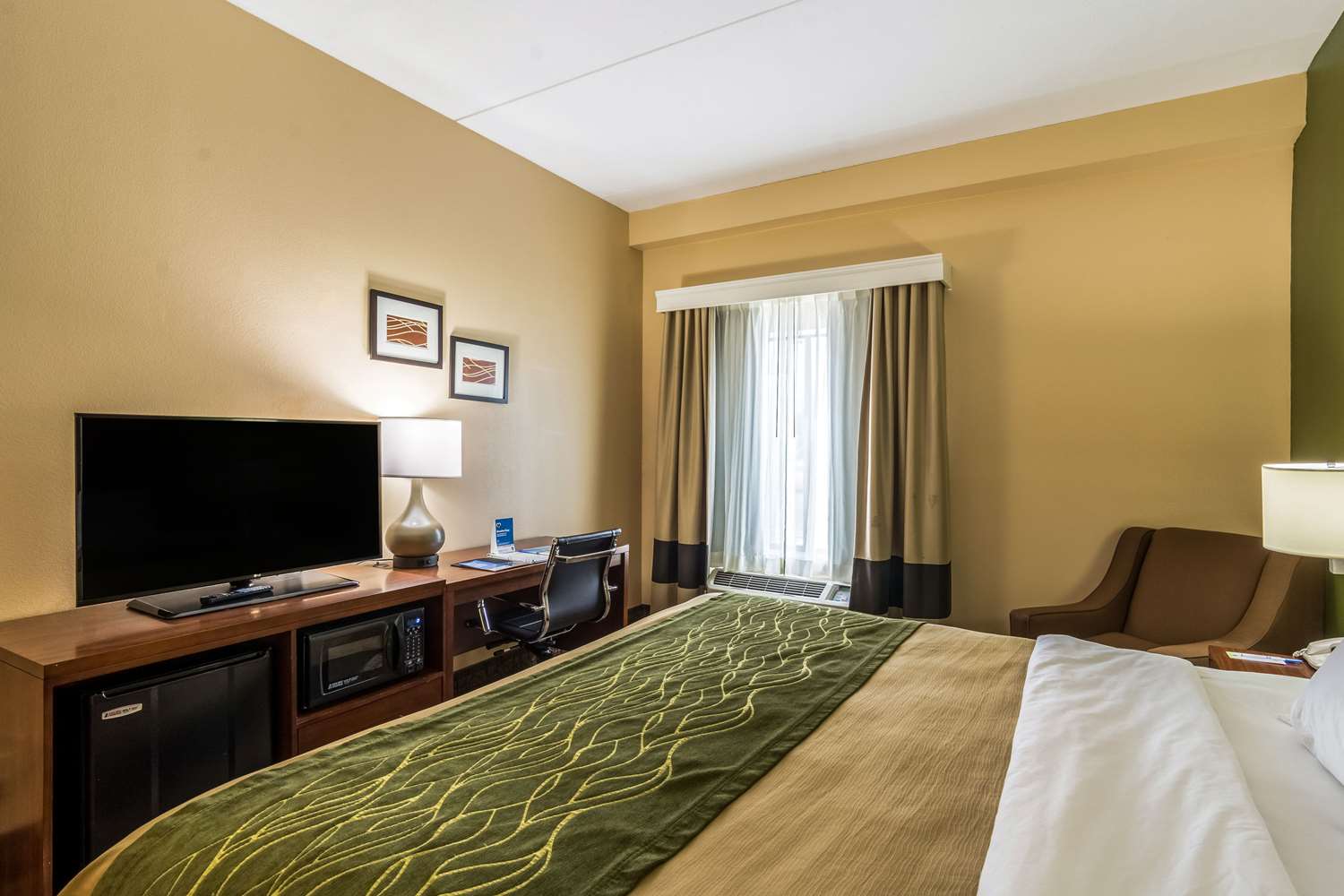 Comfort Inn & Suites Panama City North 18/32