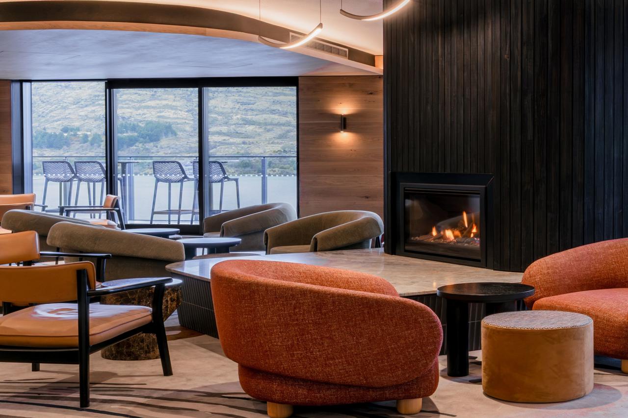 Avani Queenstown Hotel 35/56