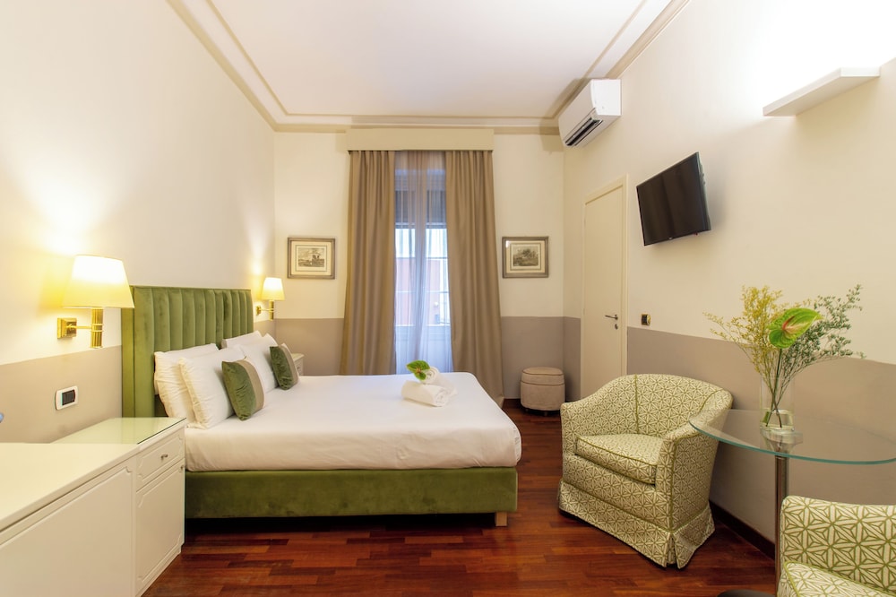 Hotel Jolanda 16/50