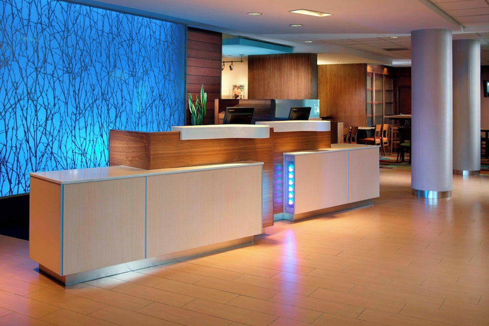 Fairfield Inn Suites Fayetteville North 5/50