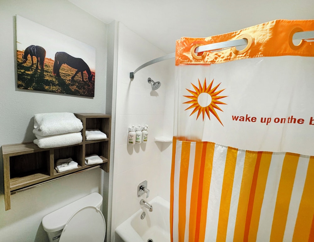 La Quinta Inn And Suites By Wyndham Nashville Franklin 8/46