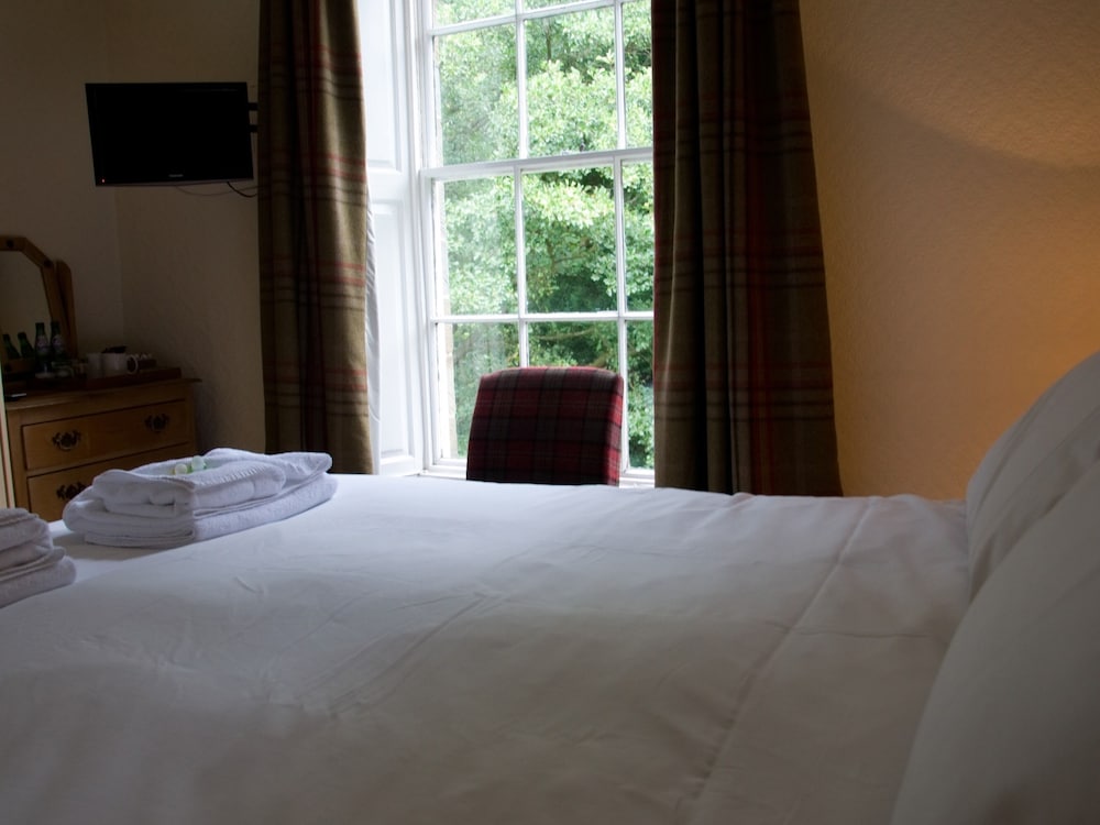 Horseshoe Hotel 24/32