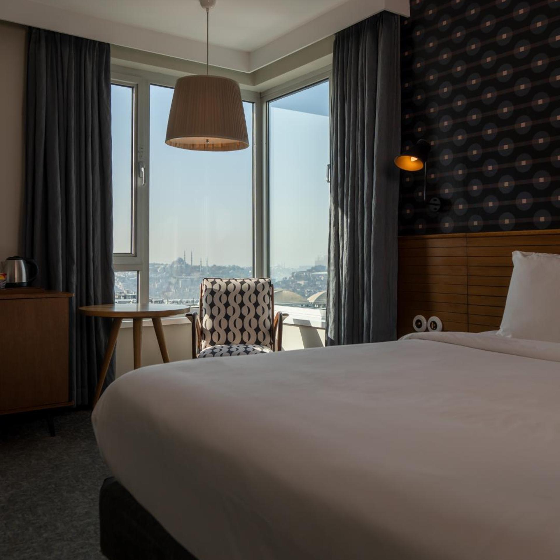 Club, Pera Sea View