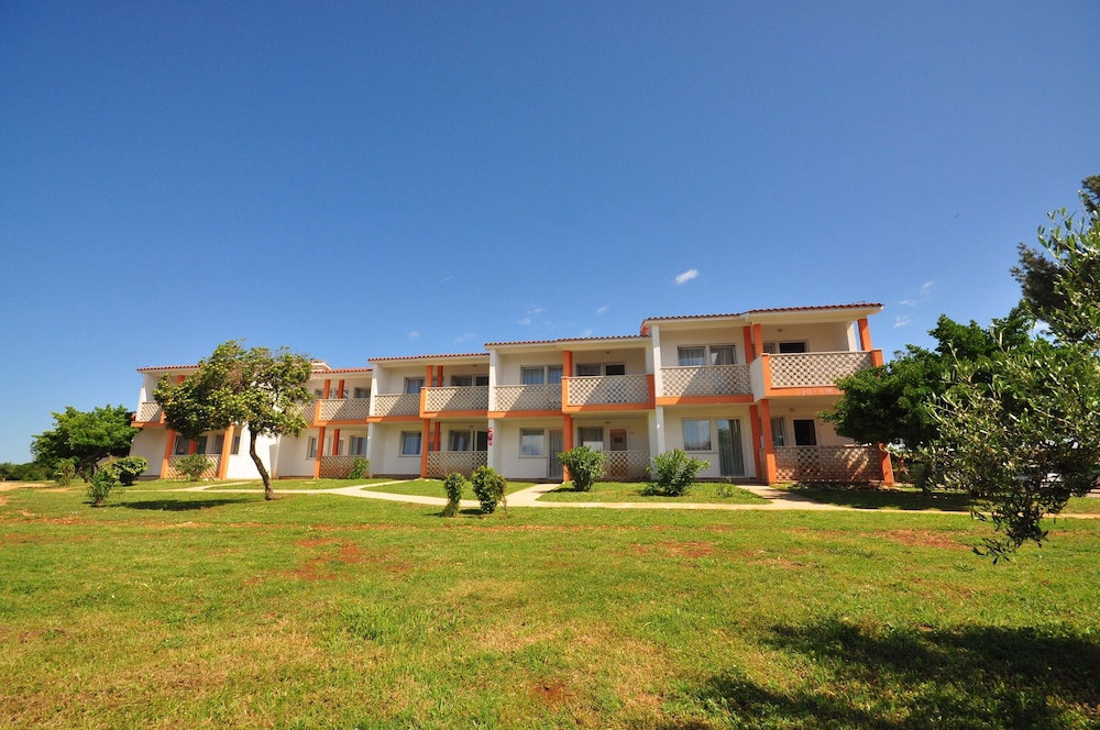 Arena Kazela Apartments 14/78