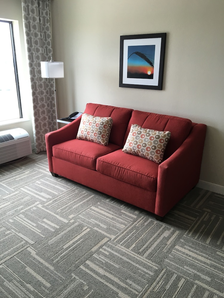 Hampton Inn McPherson KS 46/56