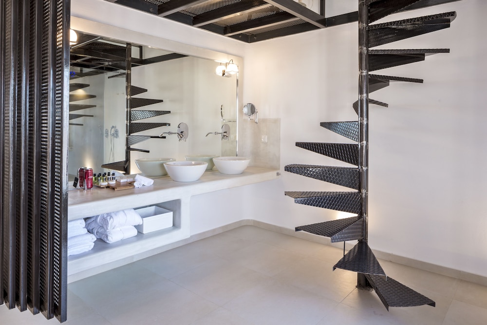 Art Hotel Santorini Adults Only 48/50