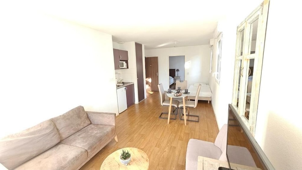 Zenao Appart'hotel Nevers 44/63