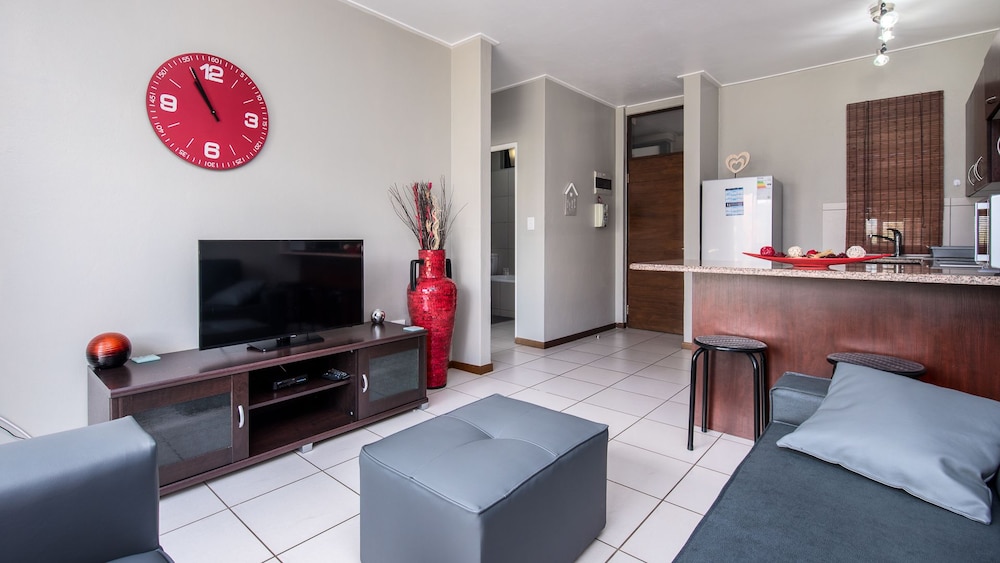 JoziStay Jackal Creek Apartments - Northriding 14/29