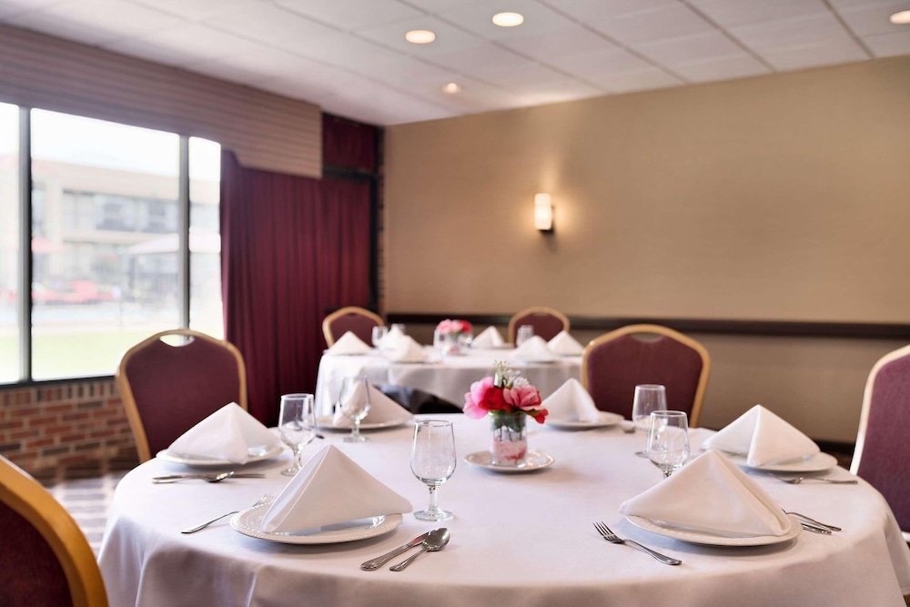 Days Inn by Wyndham Culpeper 12/16