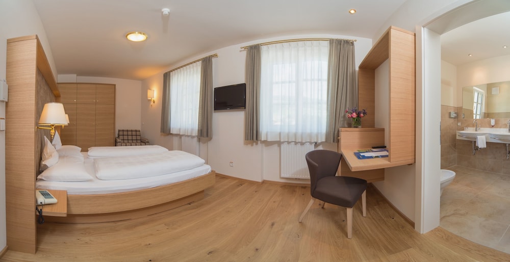 Park Hotel Bellevue 13/64