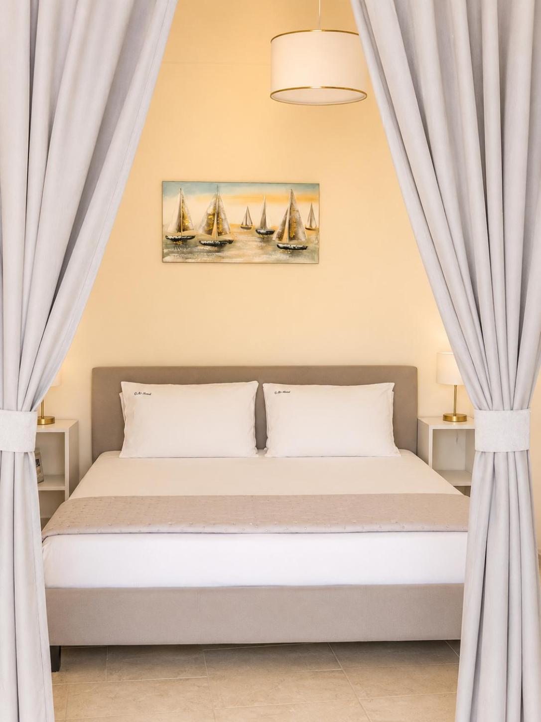 Cliff Bay Hotel 24/62