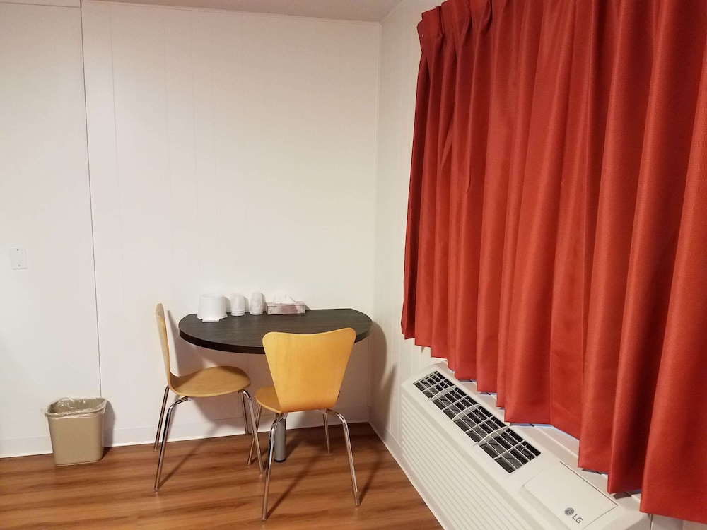 Motel6 Cranbrook, BC 29/47