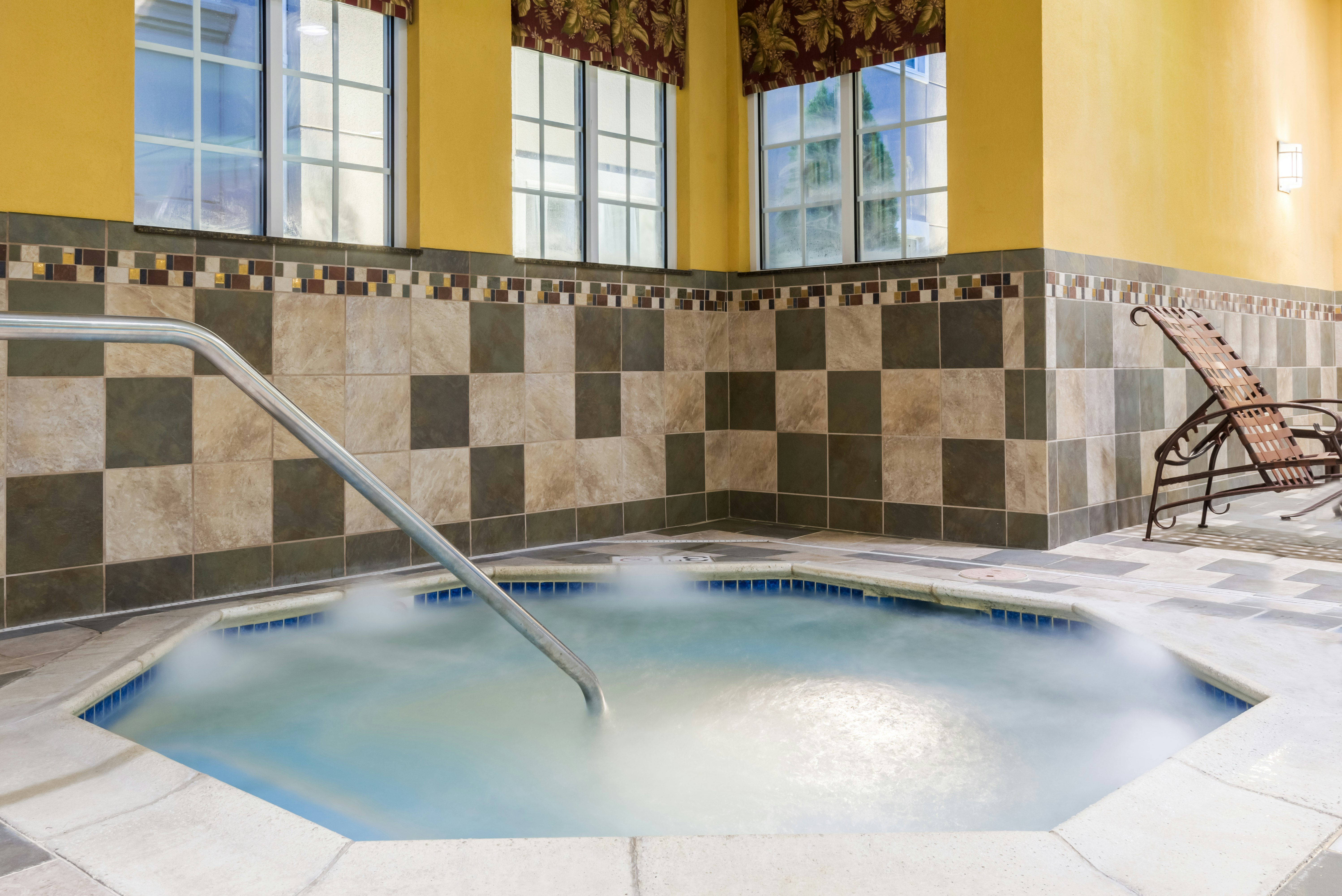 Homewood Suites by Hilton Holyoke-Springfield/North, MA 29/77