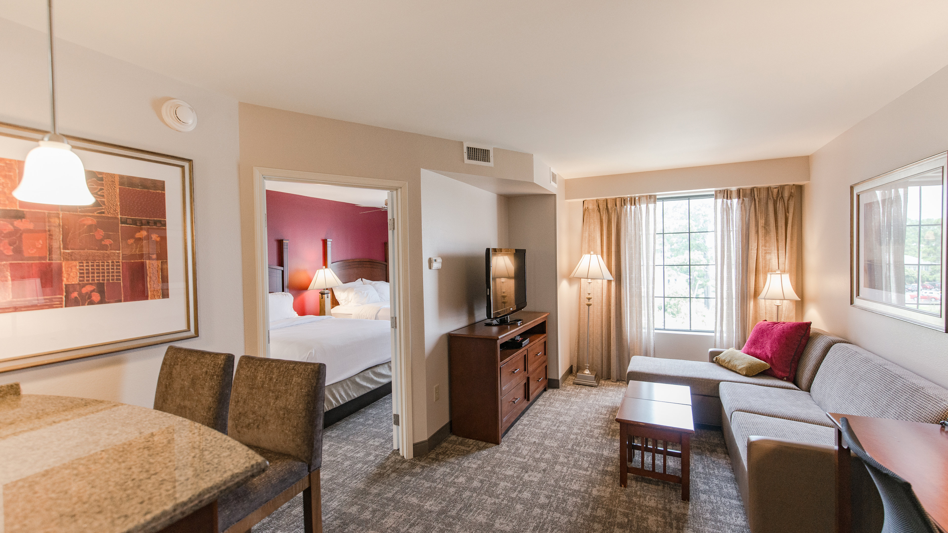 Staybridge Suites Wilmington East 23/48