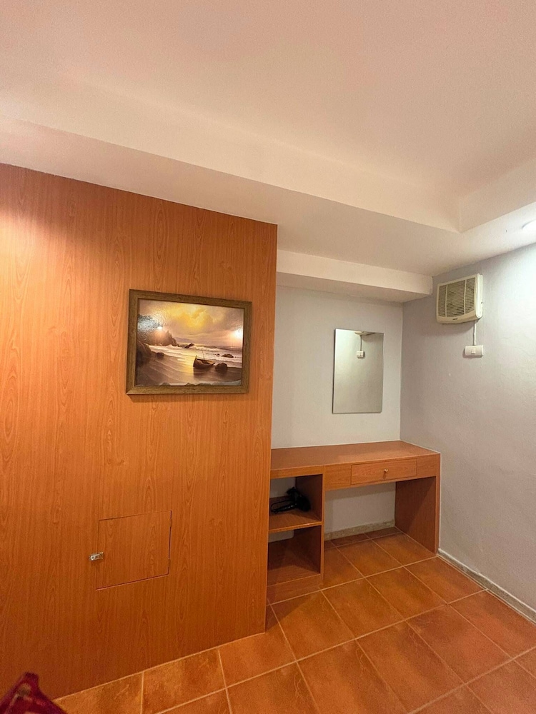 Porter House Patong 46/74