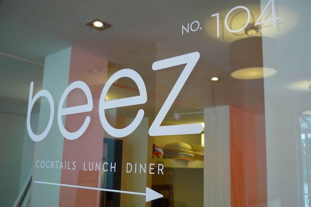 Hotel Beez NO.106 9/45