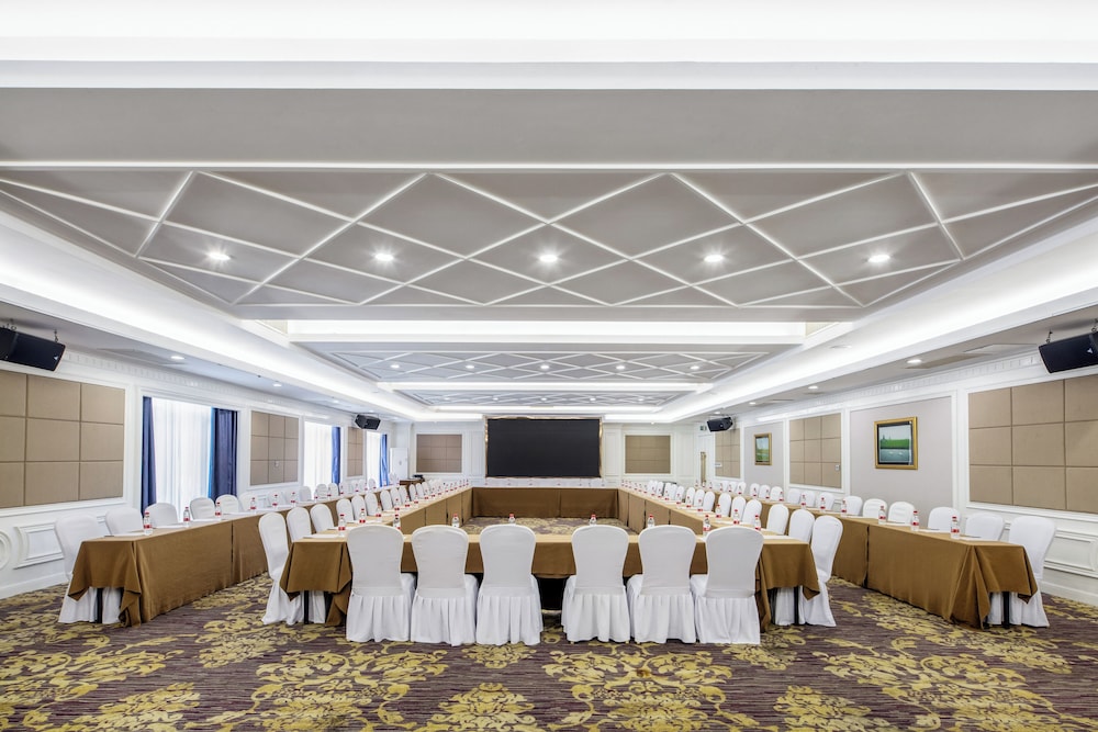 Xinhui Country Garden Phoenix Hotel 37/50