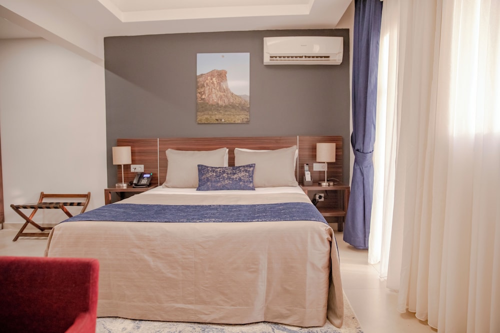 Souare Premium Hotel 17/39