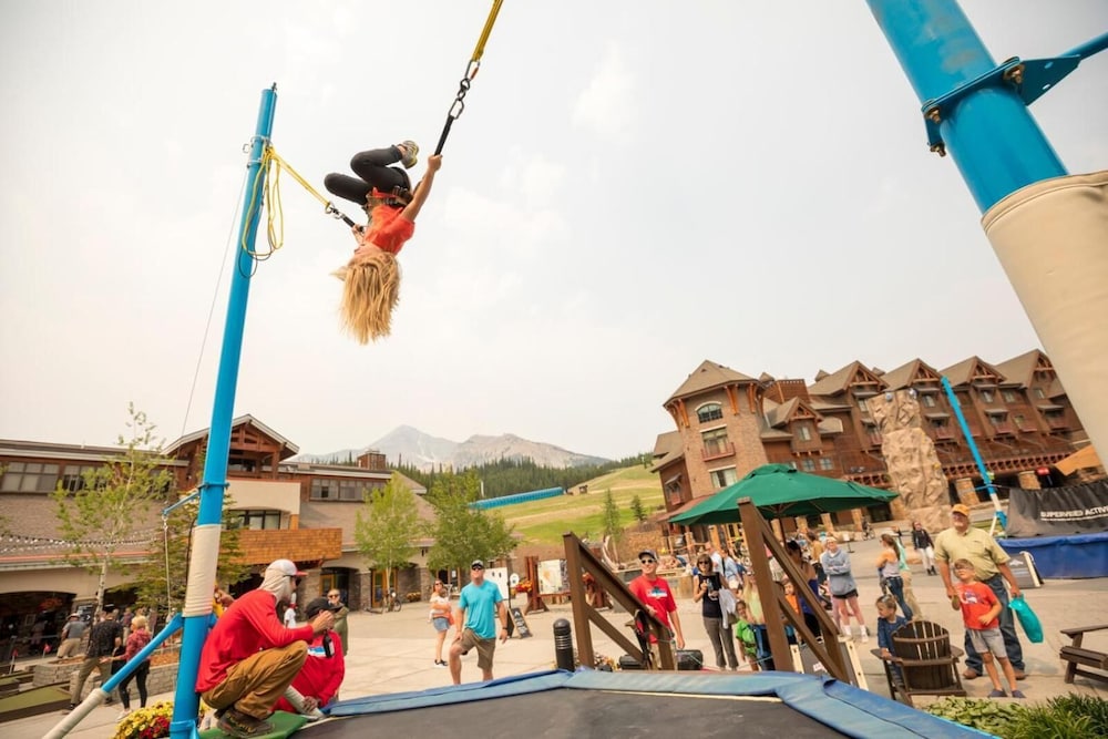 The Village Center At Big Sky Resort 7/70