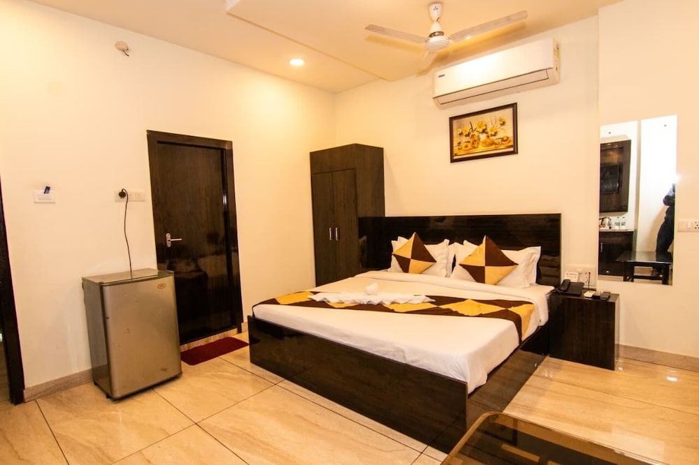 OYO Rooms BHEL Haridwar 16/45