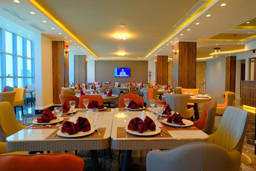 Hotel El Bey 43/48