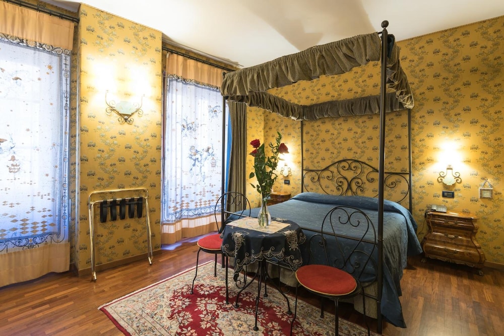 RESIDENZA AVE ROMA 27/41