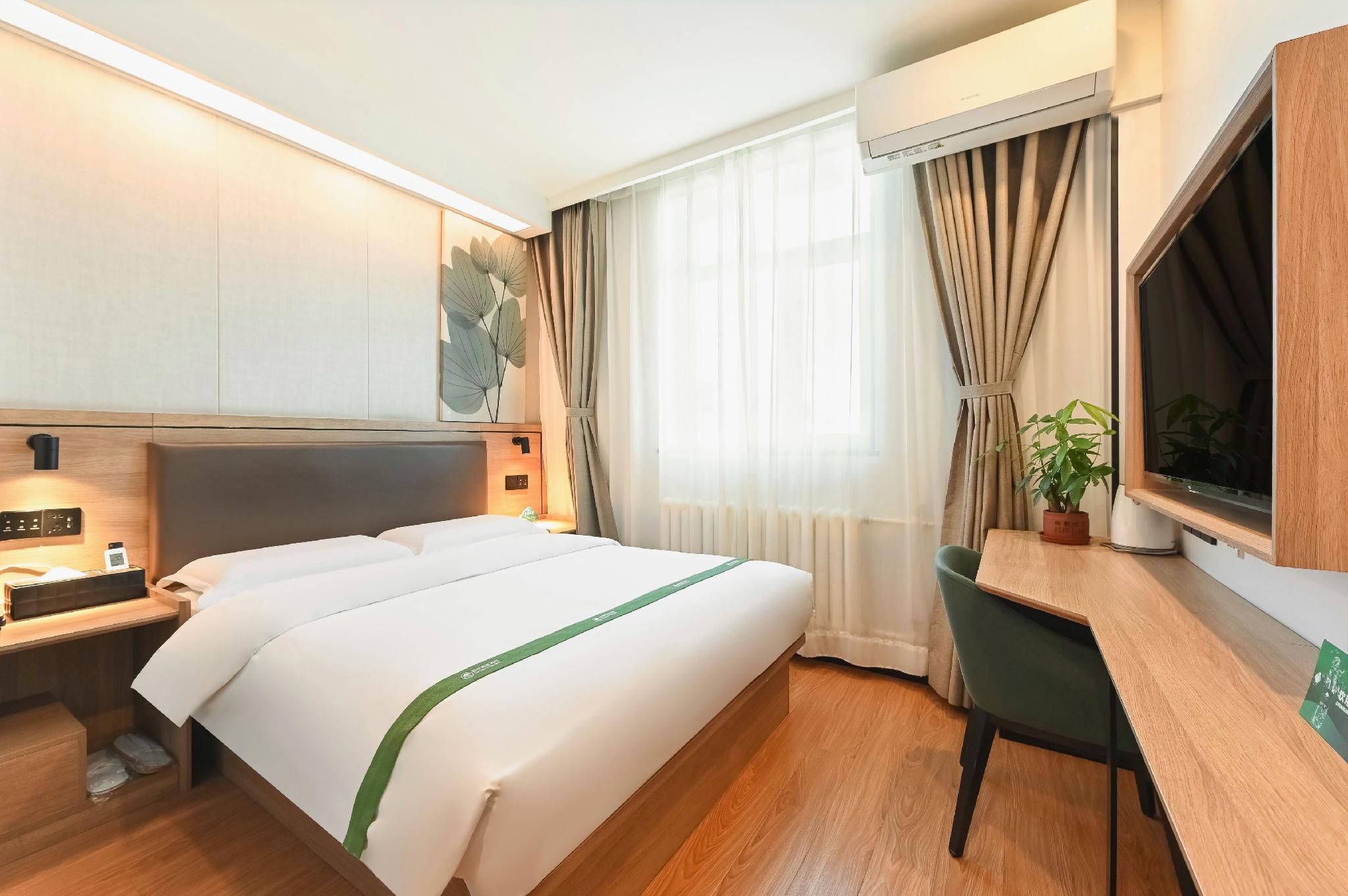 Business, King Bed, Queen Bed