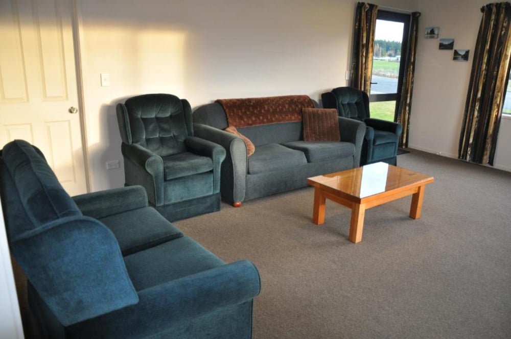 Birchwood Cottages 44/66