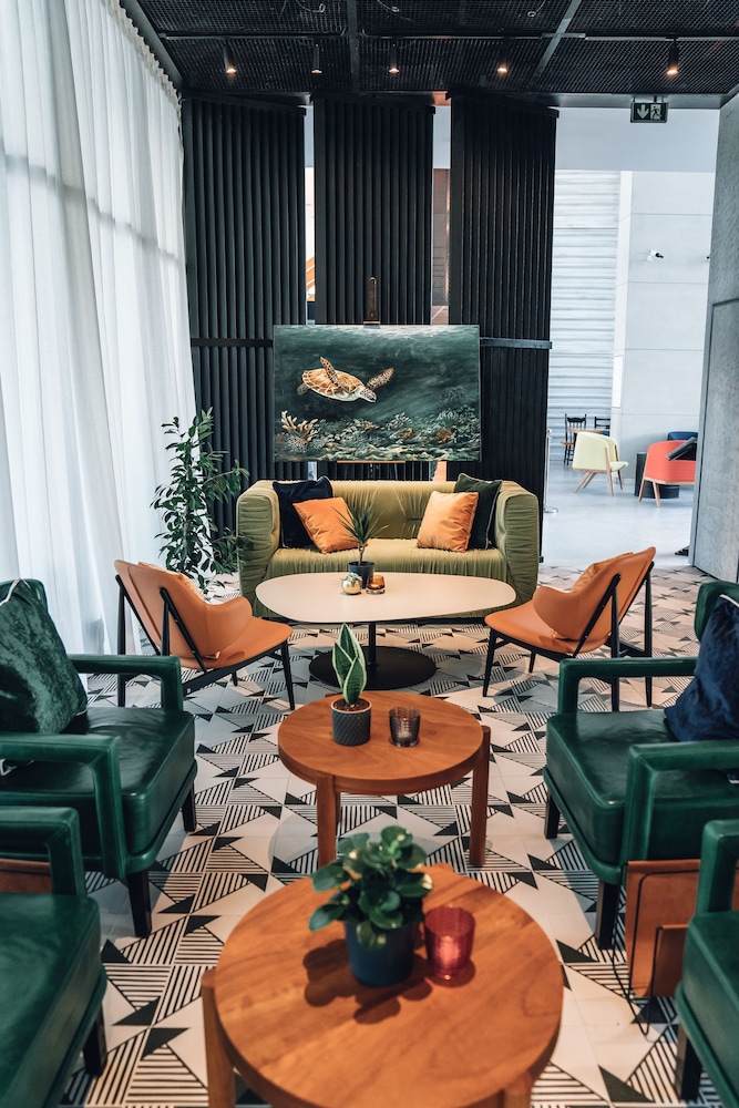 Studio One Hotel 50/67