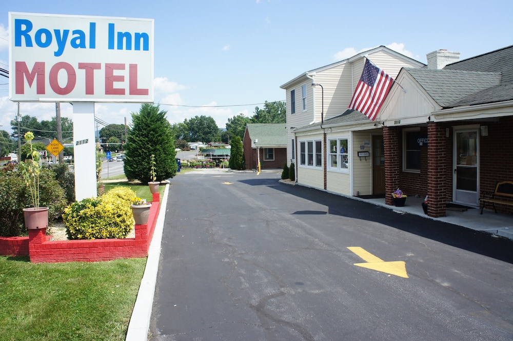 Royal Inn Motel 1/26
