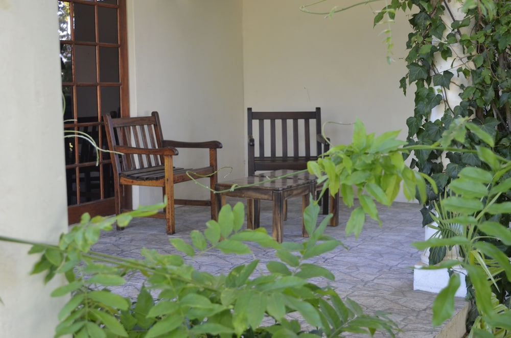 The Country Guesthouse 50/54