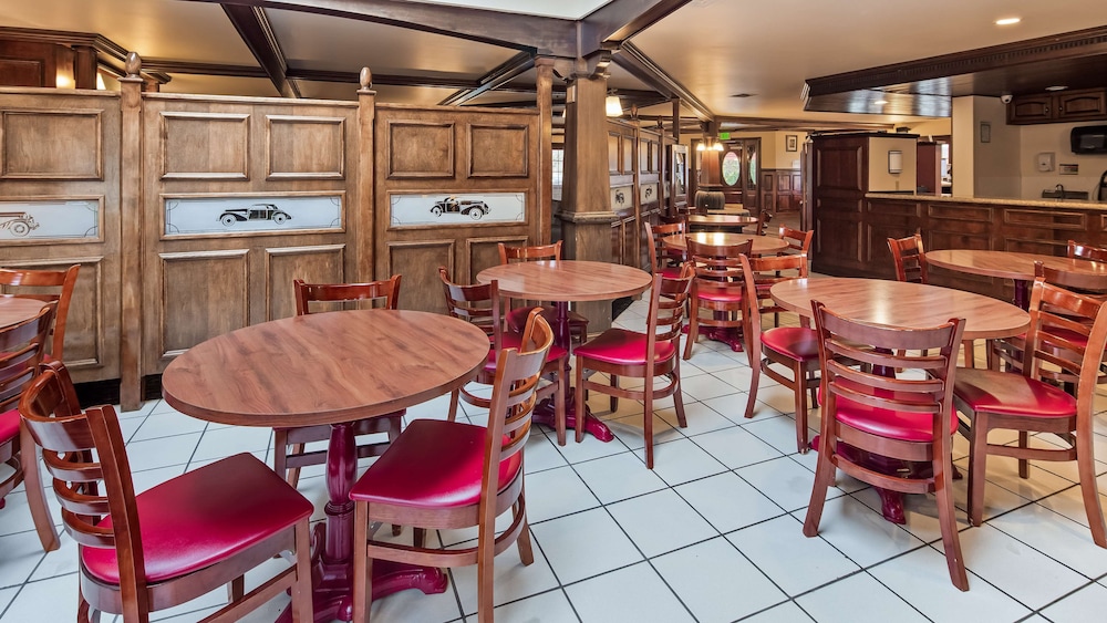 Surestay Plus Hotel By Best Western Auburn 31/32