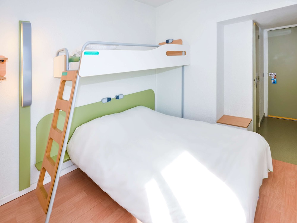 Ibis Budget Menton 32/66